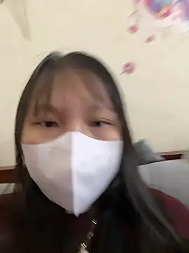 Snapshot of Charlotte-ee chatting on 15, 1, 2026 Charlotte-ee online show from 15, 1, 2026