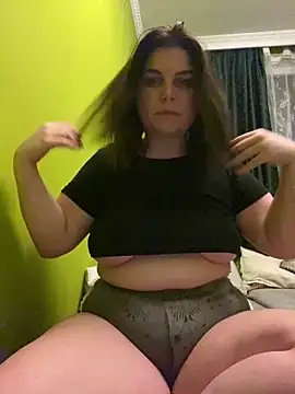 Snapshot of ShappireJoy chatting on 9, 2, 2026 ShappireJoy online show from 9, 2, 2026