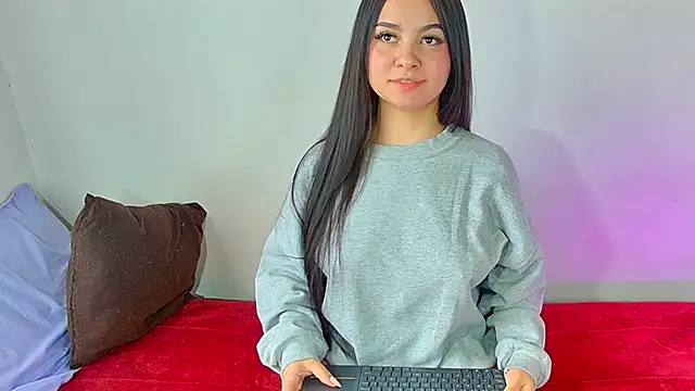 Snapshot of Anniecute__ chatting on 15, 4, 2026 Anniecute online show from 15, 4, 2026