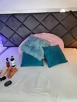 Lucia fastcollins online show from 15, 1, 2026