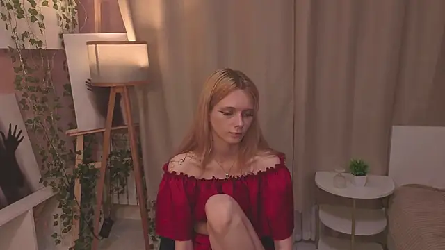 JuanaSumma online show from 4, 4, 2026