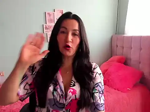 Snapshot of talia_mystic chatting on 6, 6, 2026 talia mystic online show from 6, 6, 2026