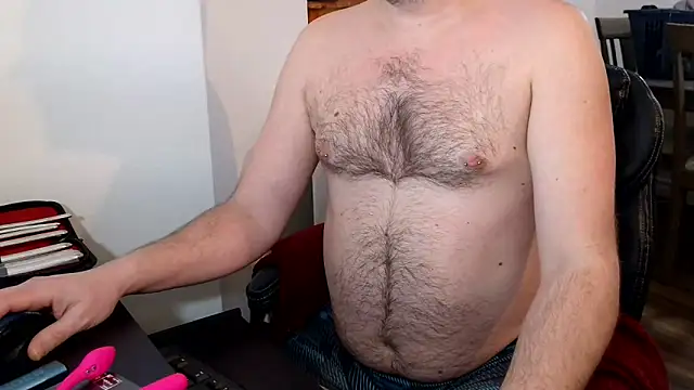 Snapshot of Greyd333 chatting on 8, 2, 2026 Greyd333 online show from 8, 2, 2026