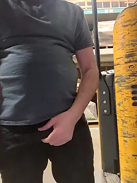 Snapshot of Greyd333 chatting on 9, 2, 2026 Greyd333 online show from 9, 2, 2026