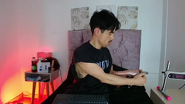 Ethan Briggs  online show from 18, 3, 2026