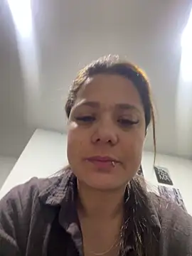 Pretty  Milf online show from 13, 3, 2026