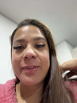 Pretty  Milf online show from 16, 3, 2026