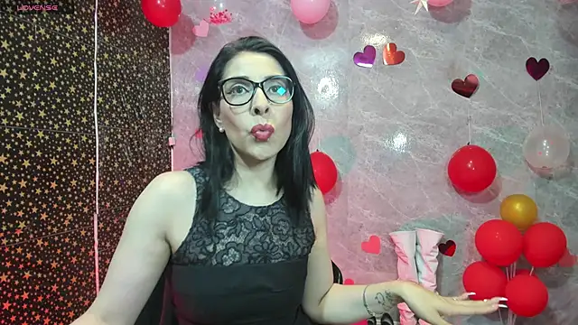 adellelennoxx online show from 17, 2, 2026