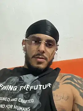 liyamjunior online show from 3, 2, 2026