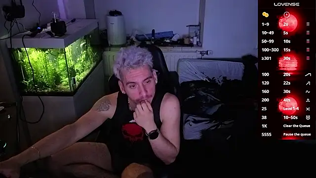 Rayzel White online show from 14, 3, 2026