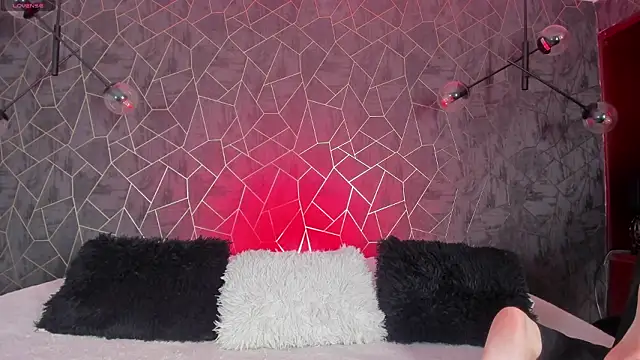 Snapshot of tiarha_18 chatting on 27, 2, 2026 tiarha 18 online show from 27, 2, 2026