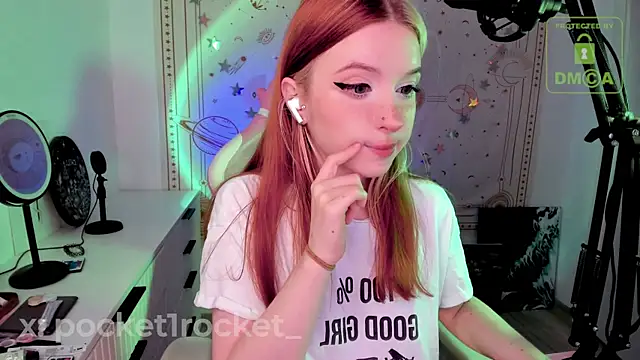 Snapshot of _PocketRocket_ chatting on 3, 7, 2026 PocketRocket online show from 3, 7, 2026