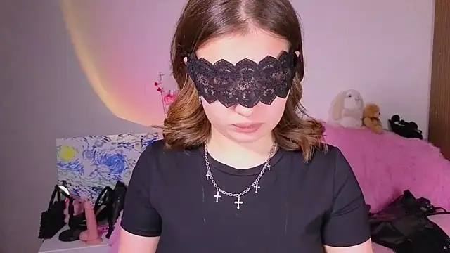 Catherine Karis online show from 13, 5, 2026