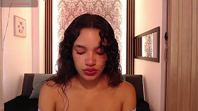 Snapshot of Nyxx_Velariia chatting on 12, 3, 2026 Nyxx Velariia online show from 12, 3, 2026