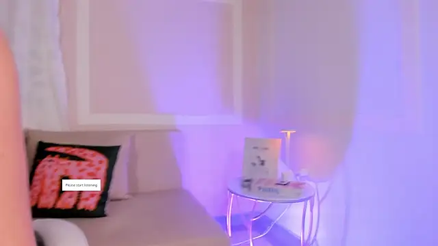 Snapshot of liaamoon_ chatting on 11, 4, 2026 liaamoon online show from 11, 4, 2026