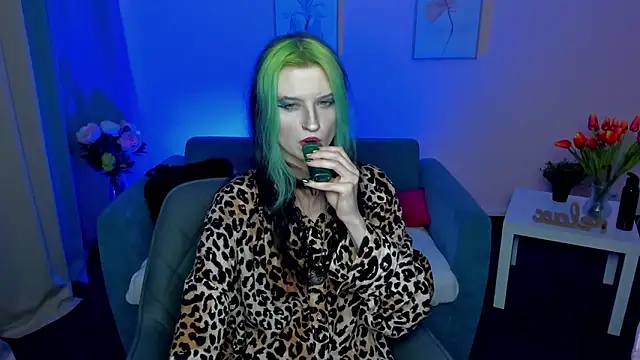 Snapshot of ToxicKittyy chatting on 15, 1, 2026 ToxicKittyy online show from 15, 1, 2026