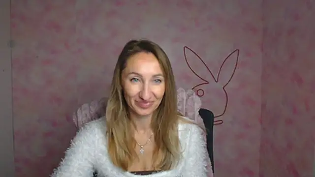 Diana Sweeet  online show from 9, 4, 2026