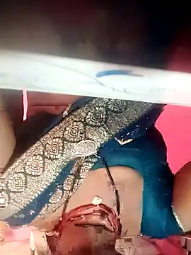 Snapshot of Roshni5050 chatting on 15, 6, 2026 Roshni5050 online show from 15, 6, 2026