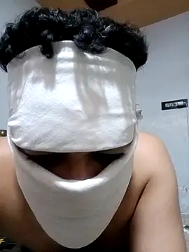 Snapshot of gujjuboysexy123 chatting on 30, 5, 2026 gujjuboysexy123 online show from 30, 5, 2026