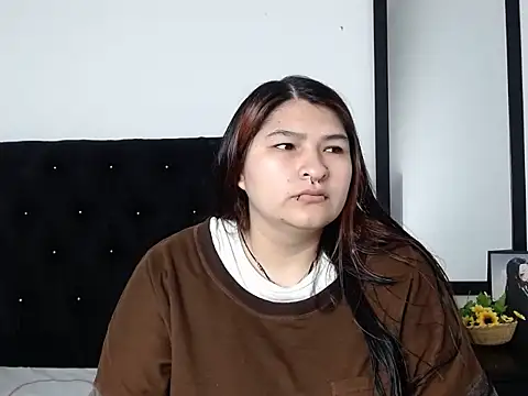 Snapshot of LauraHorny69 chatting on 25, 2, 2026 LauraHorny69 online show from 25, 2, 2026