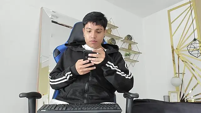 Snapshot of ANDYBABE_VC chatting on 15, 1, 2026 ANDYBABE VC online show from 15, 1, 2026