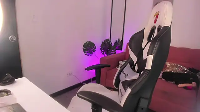 Snapshot of Xiomara_as chatting on 25, 2, 2026 Xiomara as online show from 25, 2, 2026