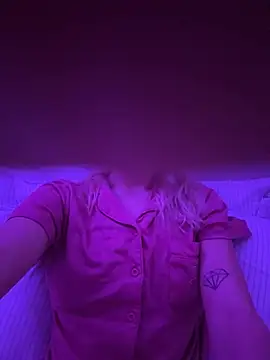 SexySkiBunny online show from 14, 1, 2026