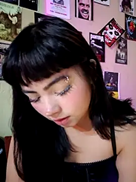 Snapshot of pinkybombon chatting on 3, 7, 2026 pinkybombon online show from 3, 7, 2026