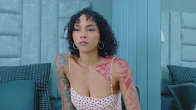 LizStorm  online show from 27, 3, 2026