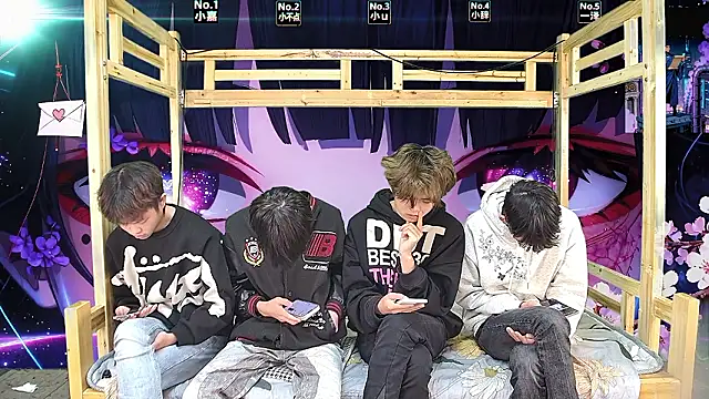 xiaohuangren01 online show from 24, 3, 2026