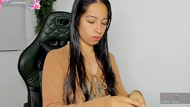 Noaah25  online show from 22, 4, 2026