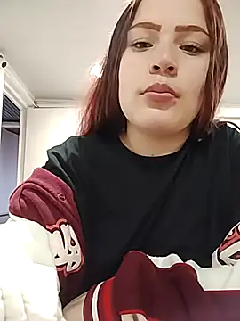 Snapshot of Crystaa12 chatting on 2, 2, 2026 Crystaa12 online show from 2, 2, 2026