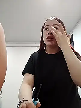 Snapshot of Crystaa12 chatting on 11, 2, 2026 Crystaa12 online show from 11, 2, 2026