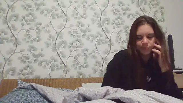 Snapshot of NyraLuna chatting on 15, 5, 2026 NyraLuna online show from 15, 5, 2026