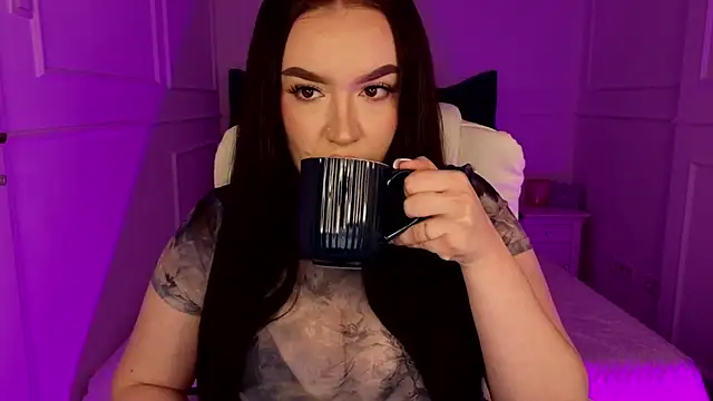 tinafox  online show from 20, 3, 2026