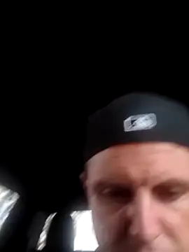 ThickaThuckDick07 online show from 17, 4, 2026