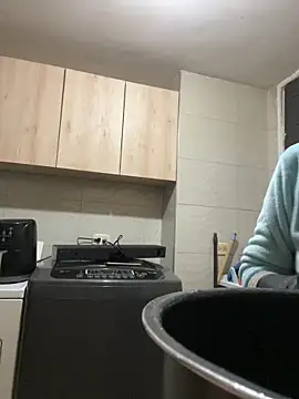 RavenEllieUniverse online show from 6, 3, 2026