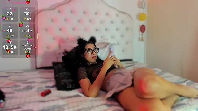 SusannaDoll online show from 4, 3, 2026