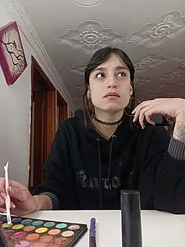 Snapshot of JenniQ69 chatting on 18, 2, 2026 JenniQ69 online show from 18, 2, 2026