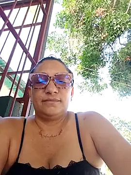 Snapshot of mariacarlota chatting on 5, 5, 2026 mariacarlota online show from 5, 5, 2026