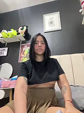 Snapshot of CarolinaRaven chatting on 23, 3, 2026 CarolinaRaven online show from 23, 3, 2026