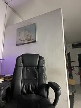 Snapshot of CarolinaRaven chatting on 24, 3, 2026 CarolinaRaven online show from 24, 3, 2026