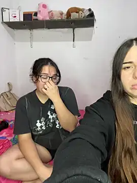 Snapshot of millyalc0ck chatting on 23, 4, 2026 millyalc0ck online show from 23, 4, 2026