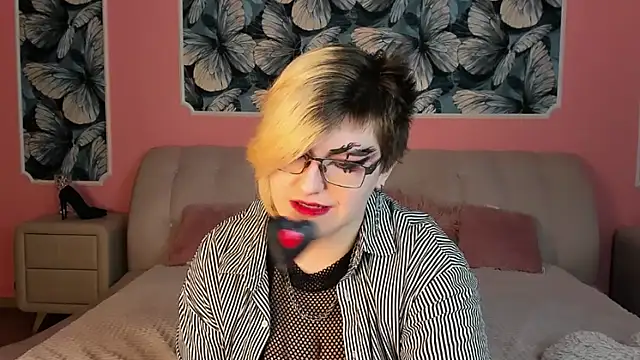 Snapshot of ABSI_GLITCH chatting on 5, 2, 2026 ABSI GLITCH online show from 5, 2, 2026