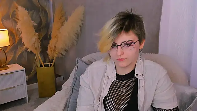 Snapshot of ABSI_GLITCH chatting on 15, 2, 2026 ABSI GLITCH online show from 15, 2, 2026