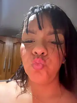 Snapshot of Your_HoneyXXX chatting on 28, 2, 2026 Your HoneyXXX online show from 28, 2, 2026