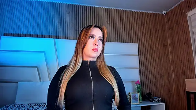 Xara Shadow online show from 9, 3, 2026