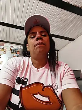 Zeyllyjhonson online show from 20, 6, 2026