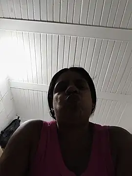 Zeyllyjhonson online show from 14, 7, 2026