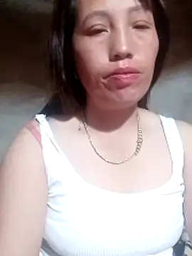 Gummiesu online show from 7, 4, 2026